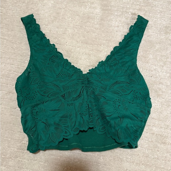 Emerald Green Fitted Crop Tank Top - Picture 2 of 3